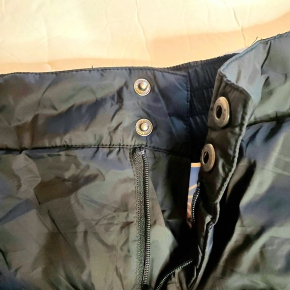 Offline by aerie Ski Pants Size Small Color Black - Picture 9 of 11